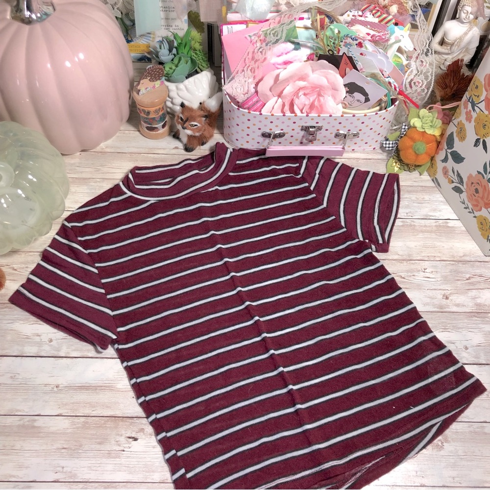 Forever 21 Maroon Striped Short Sleeve Top Women’s Size Small High Neck Layering